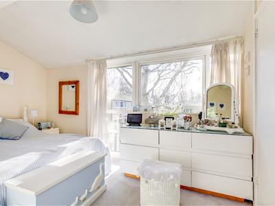 Property image 7 of home to buy in Weymede, West Byfleet